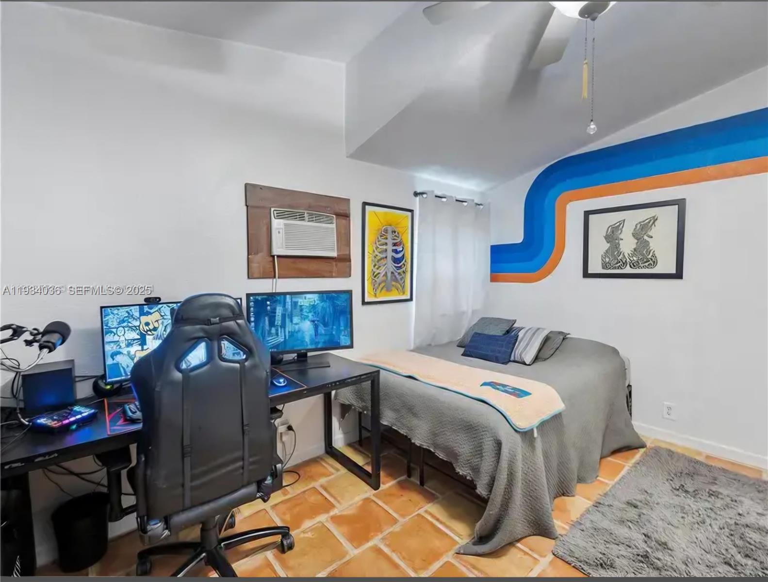 Redland Farmhouse - Residential