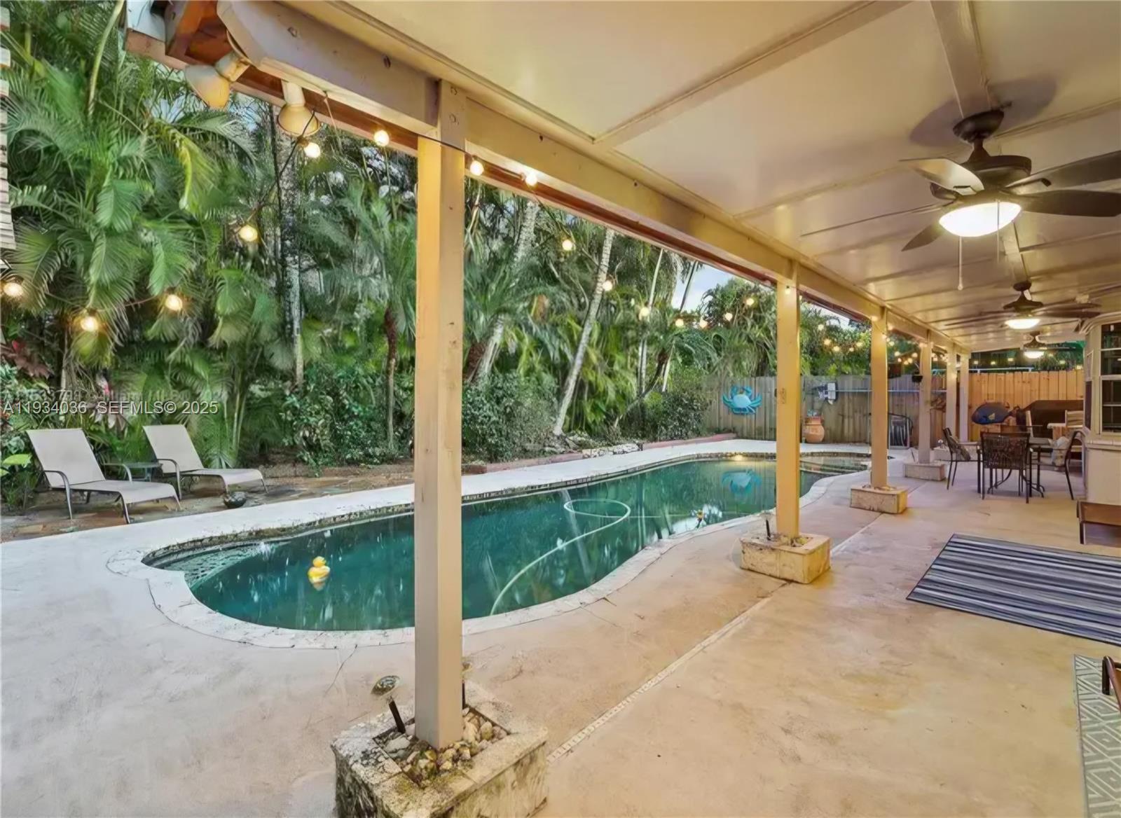 Redland Farmhouse - Residential