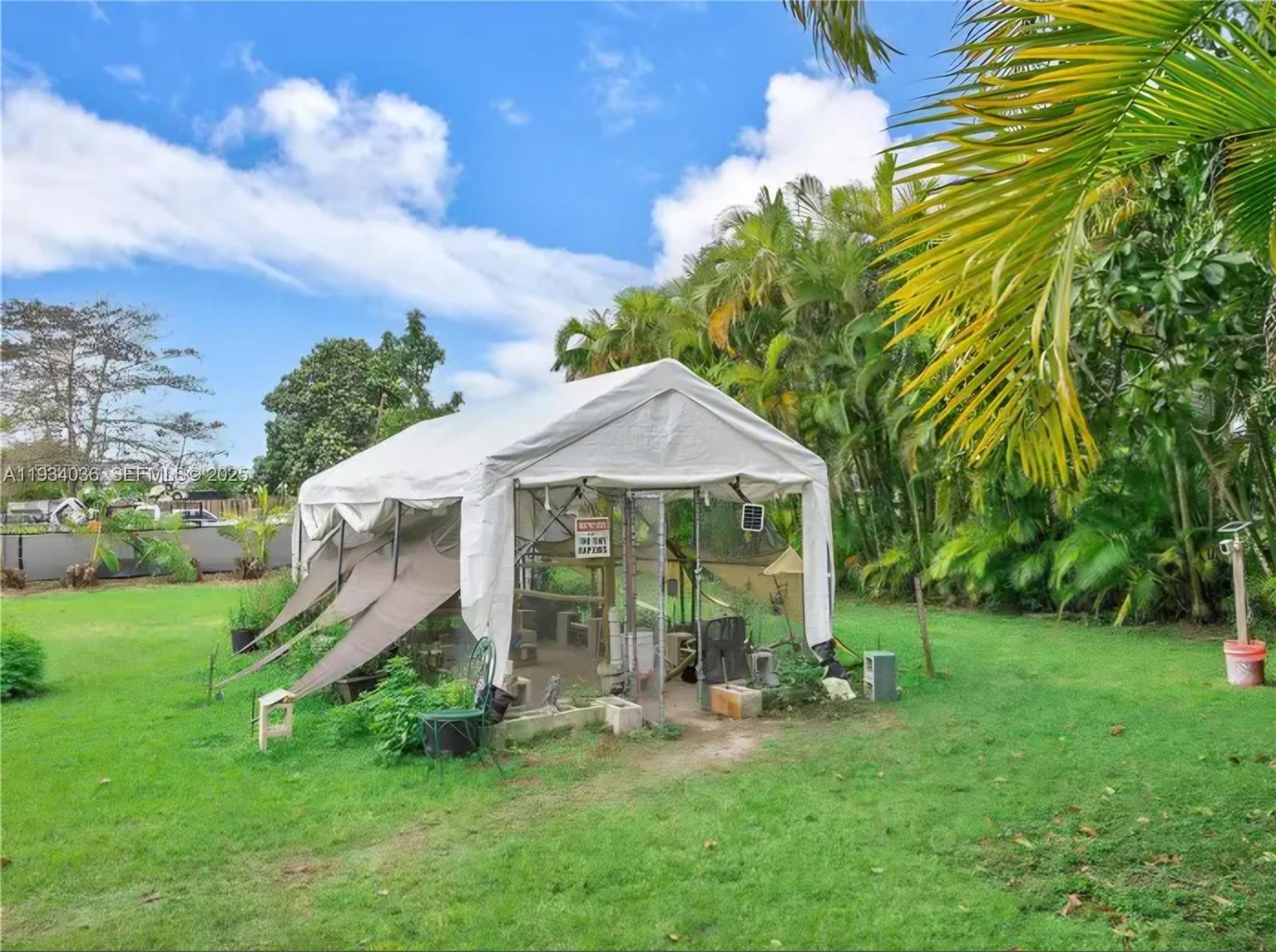 Redland Farmhouse - Residential