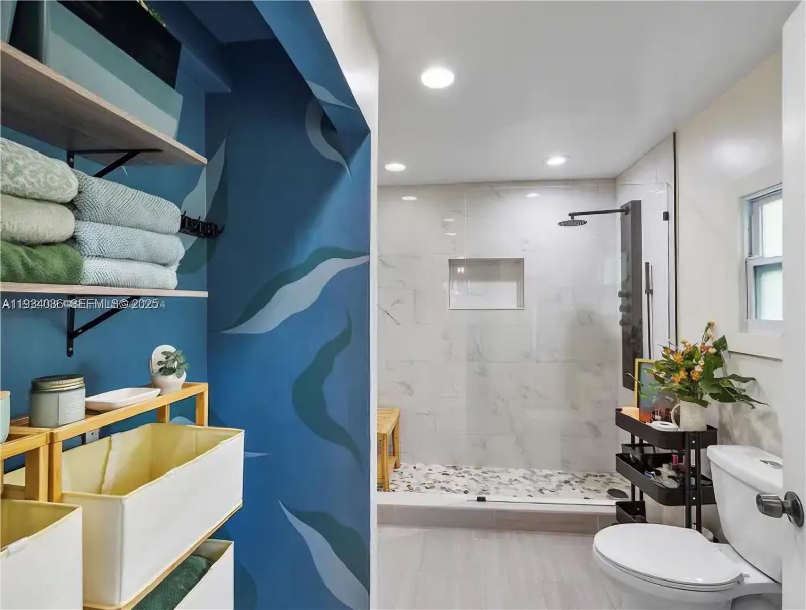 Redland Farmhouse - Residential