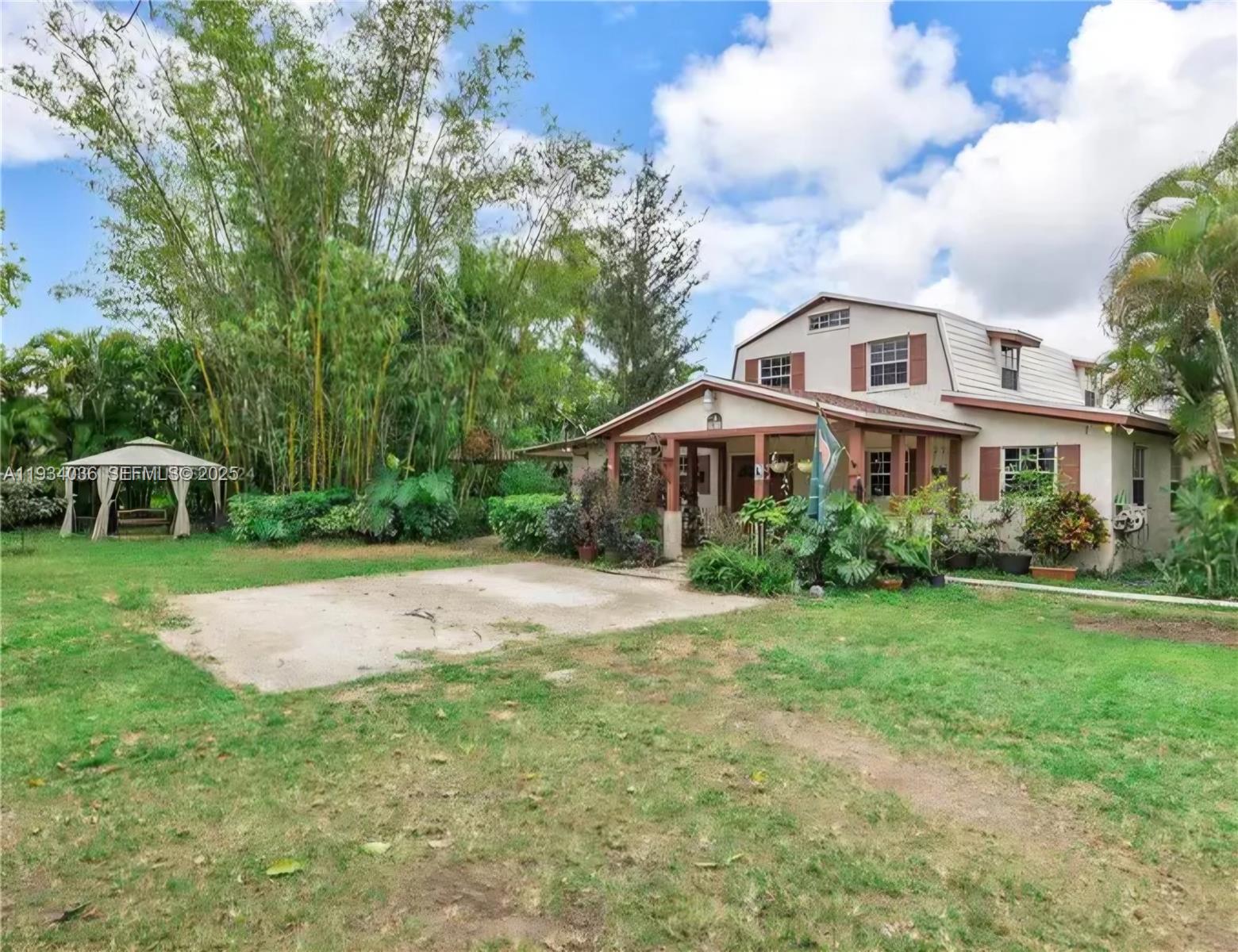 Redland Farmhouse - Residential