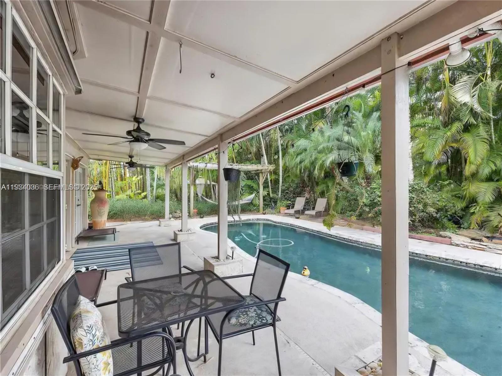 Redland Farmhouse - Residential