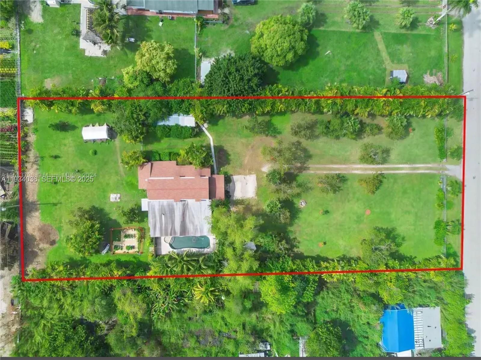 Redland Farmhouse - Residential