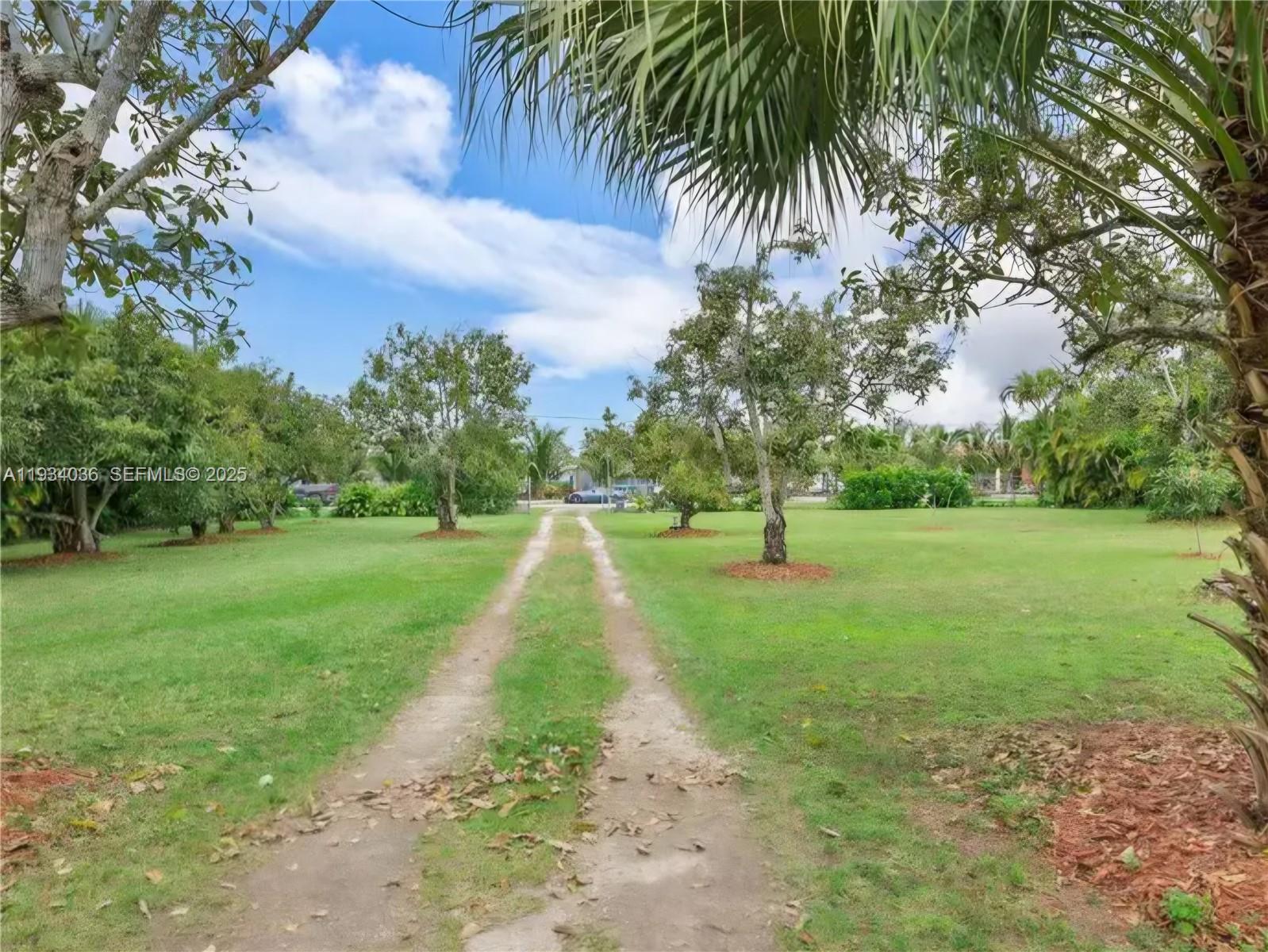Redland Farmhouse - Residential