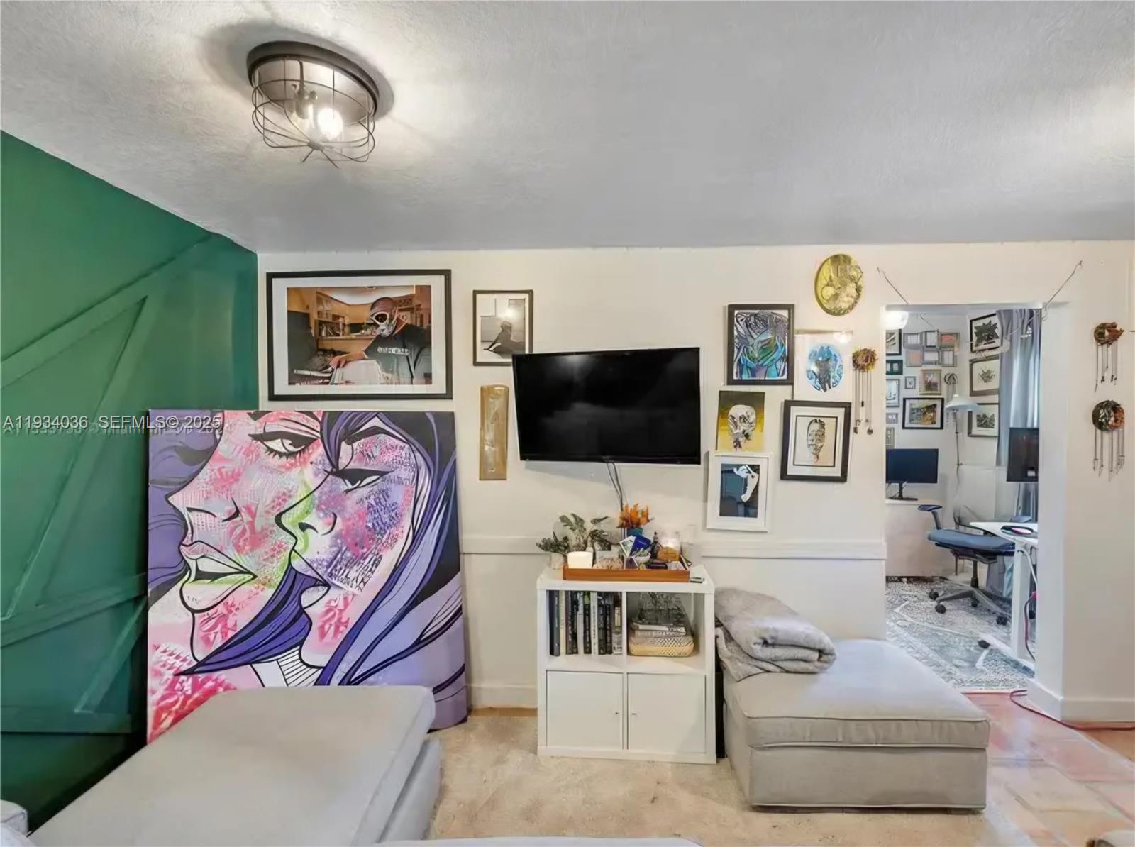 Redland Farmhouse - Residential