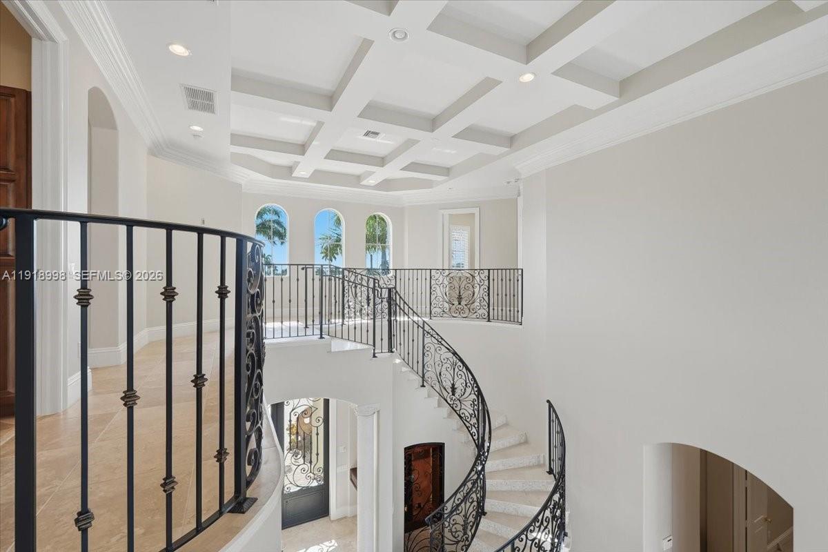 HARBOR VILLAGE - Residential