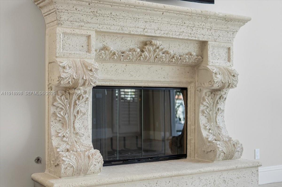 HARBOR VILLAGE - Residential