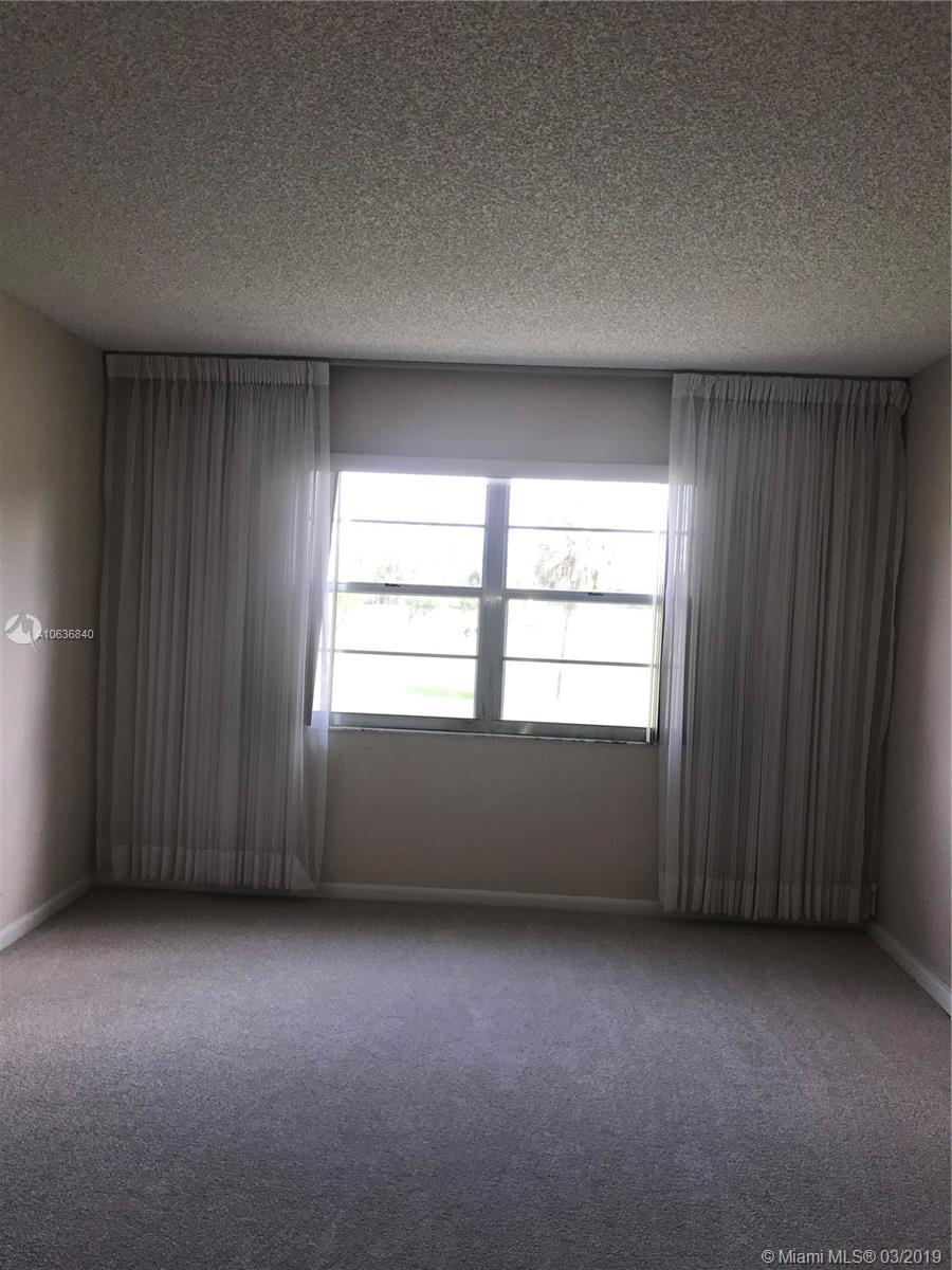 CAMBRIDGE AT CENTURY VILL - Residential