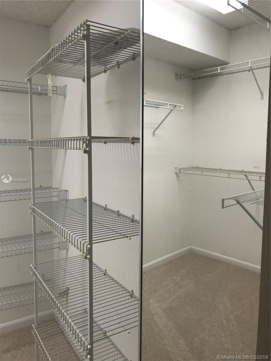 CAMBRIDGE AT CENTURY VILL - Residential