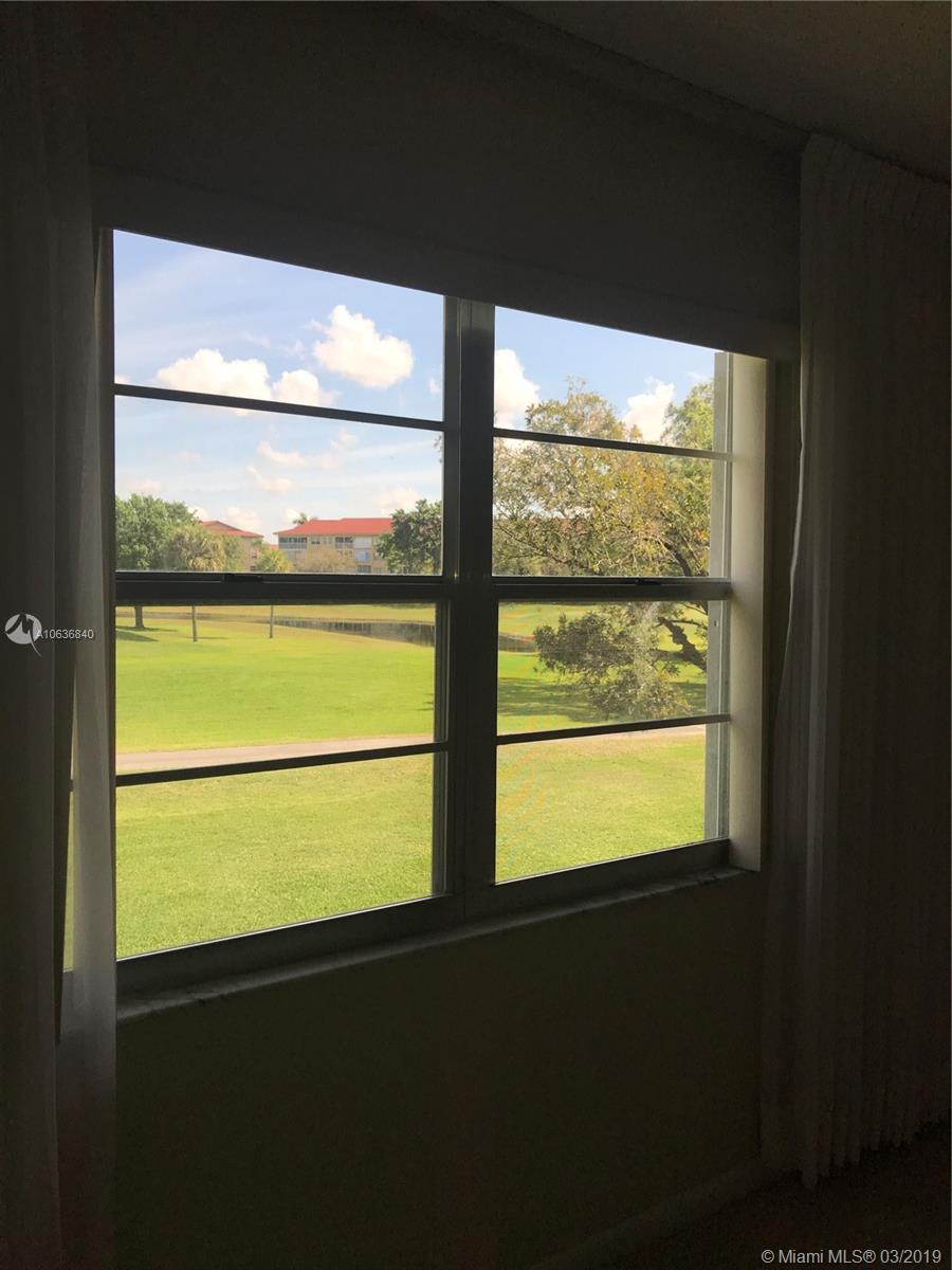 CAMBRIDGE AT CENTURY VILL - Residential