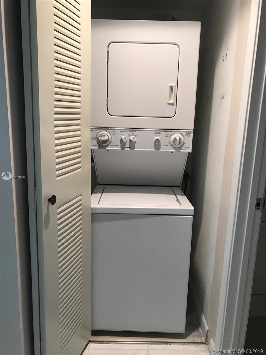 CAMBRIDGE AT CENTURY VILL - Residential