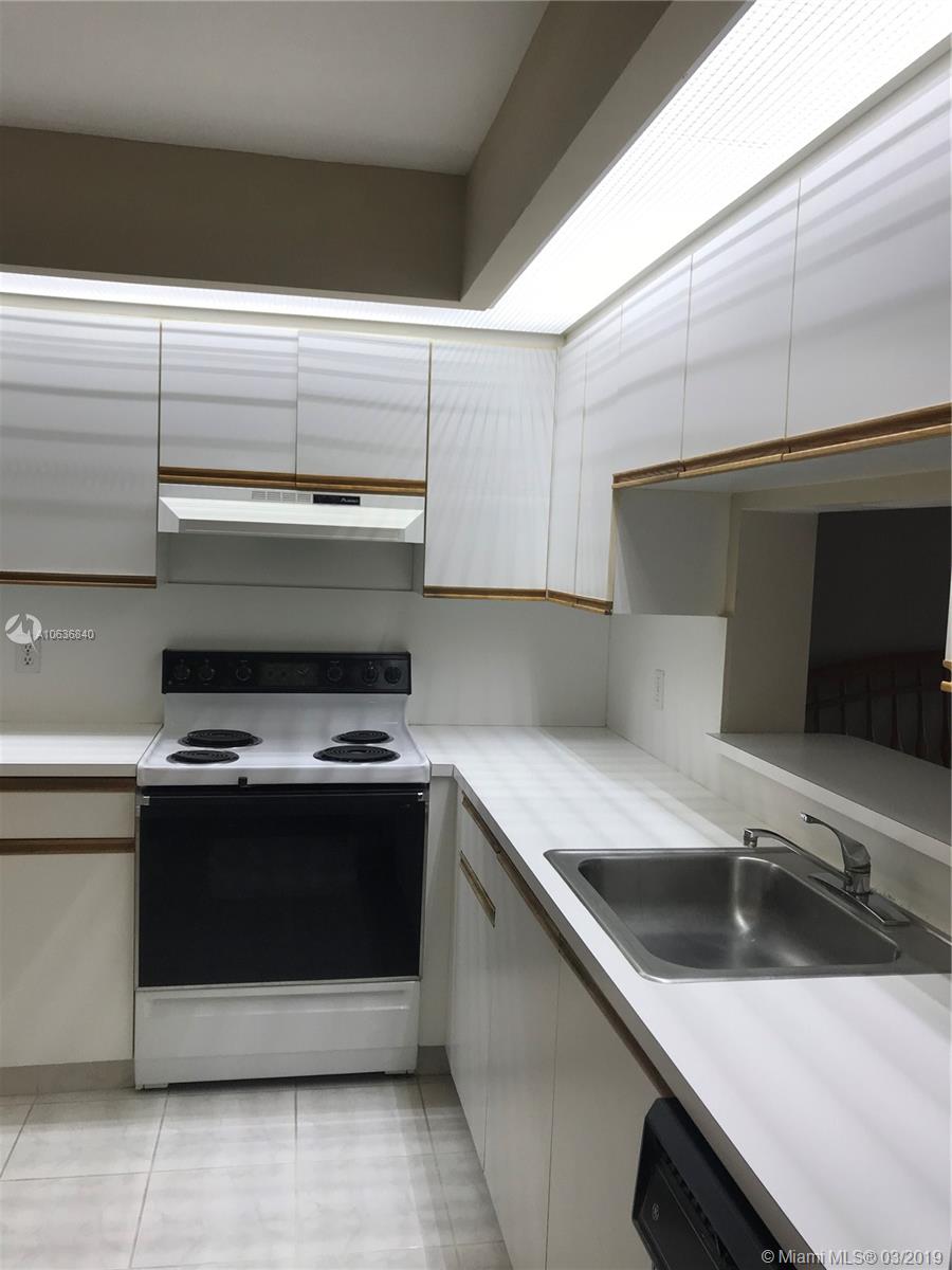 CAMBRIDGE AT CENTURY VILL - Residential