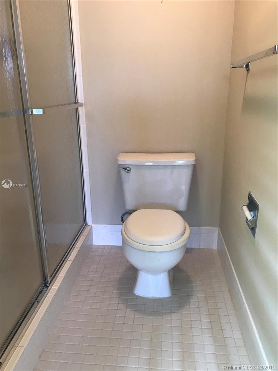 CAMBRIDGE AT CENTURY VILL - Residential