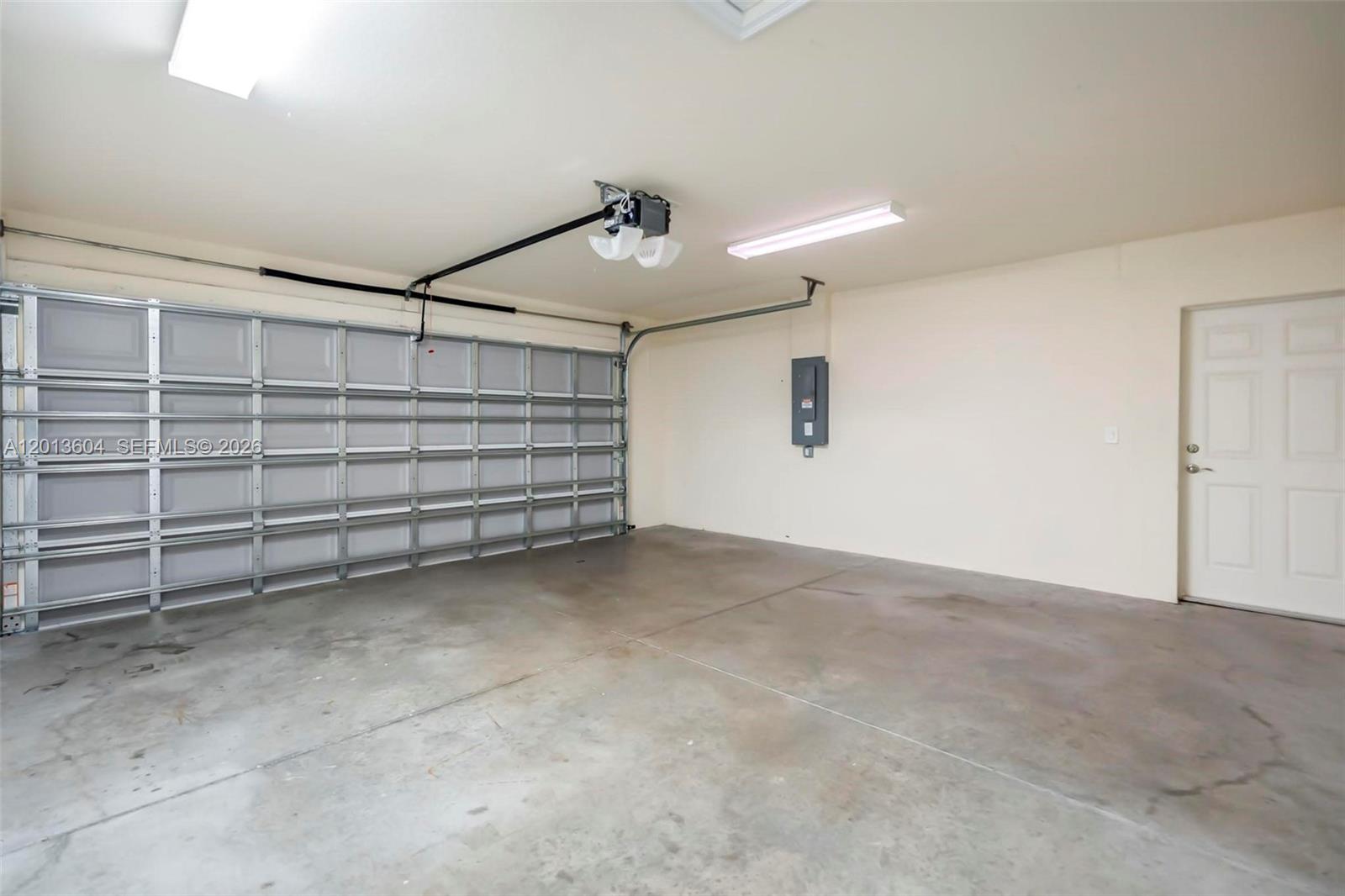 PORT LABELLE UNIT 6 - Residential
