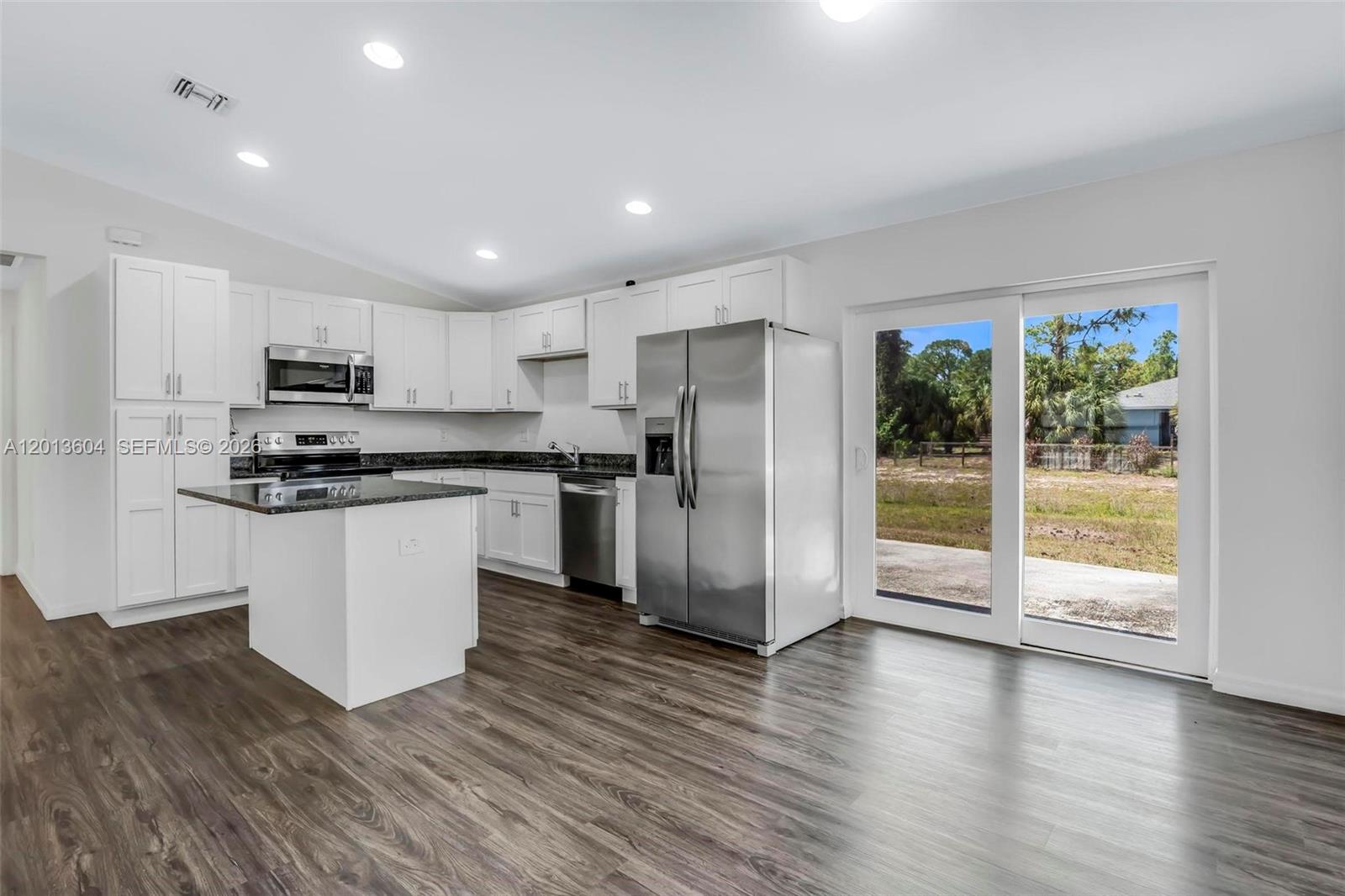PORT LABELLE UNIT 6 - Residential