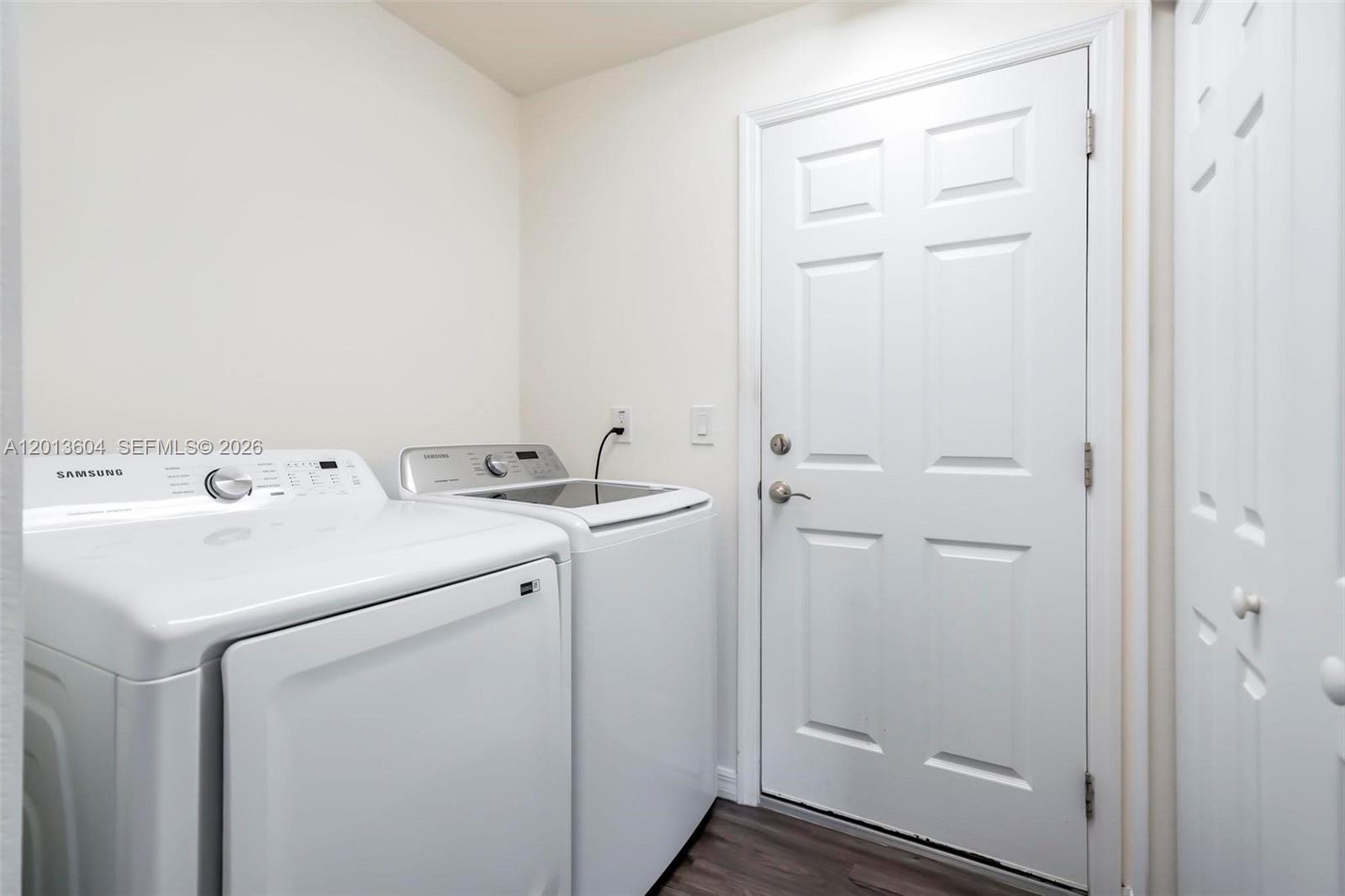 PORT LABELLE UNIT 6 - Residential