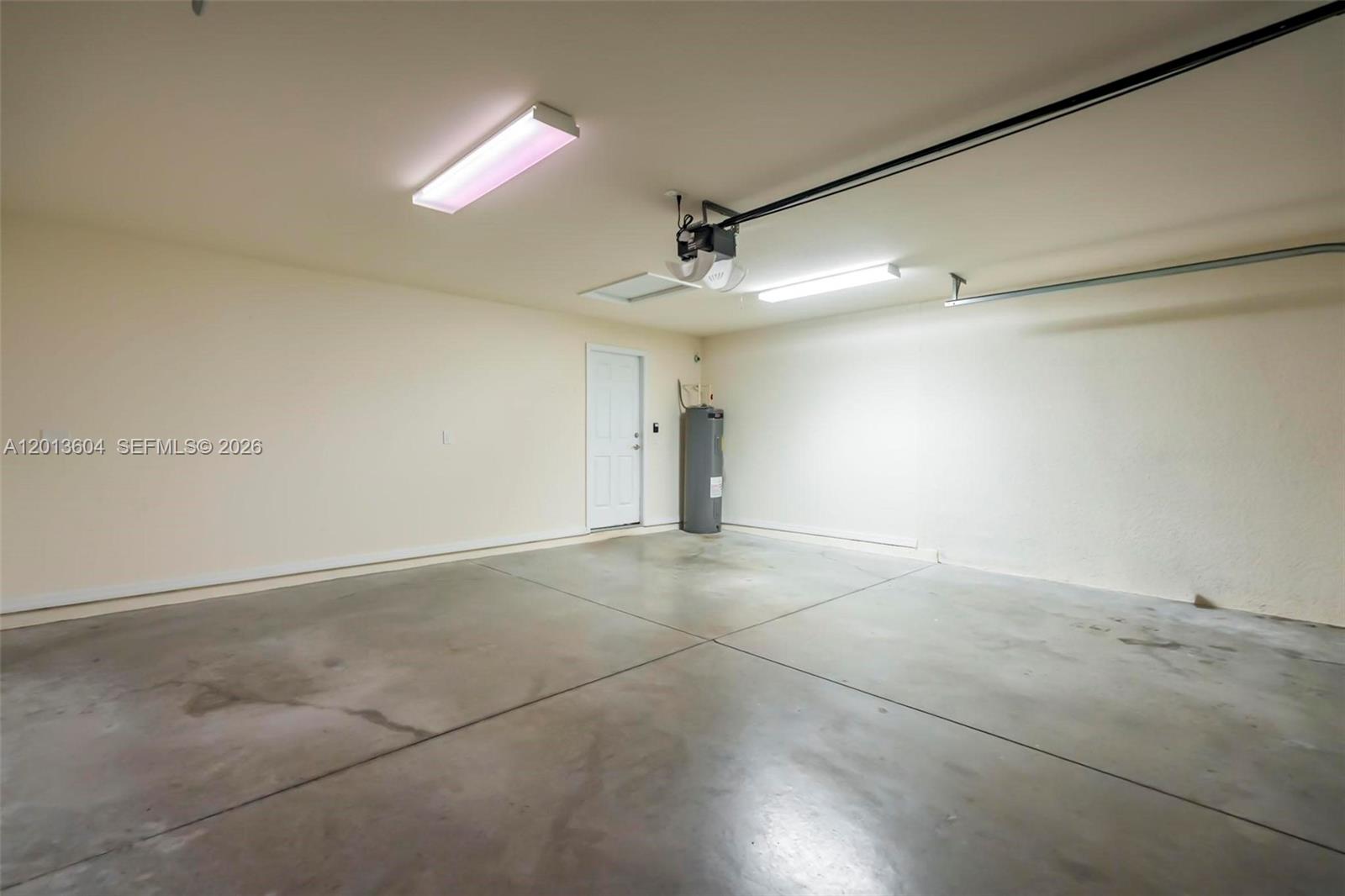 PORT LABELLE UNIT 6 - Residential