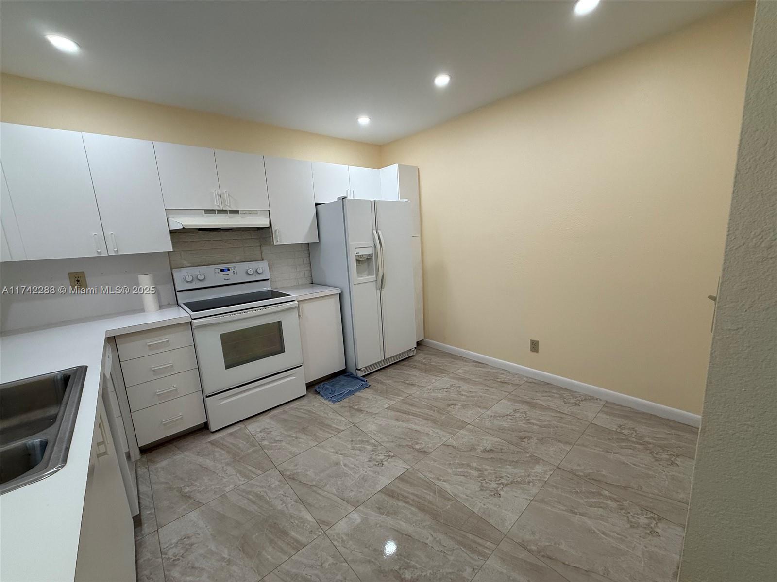 11332 SW 169th St V310422