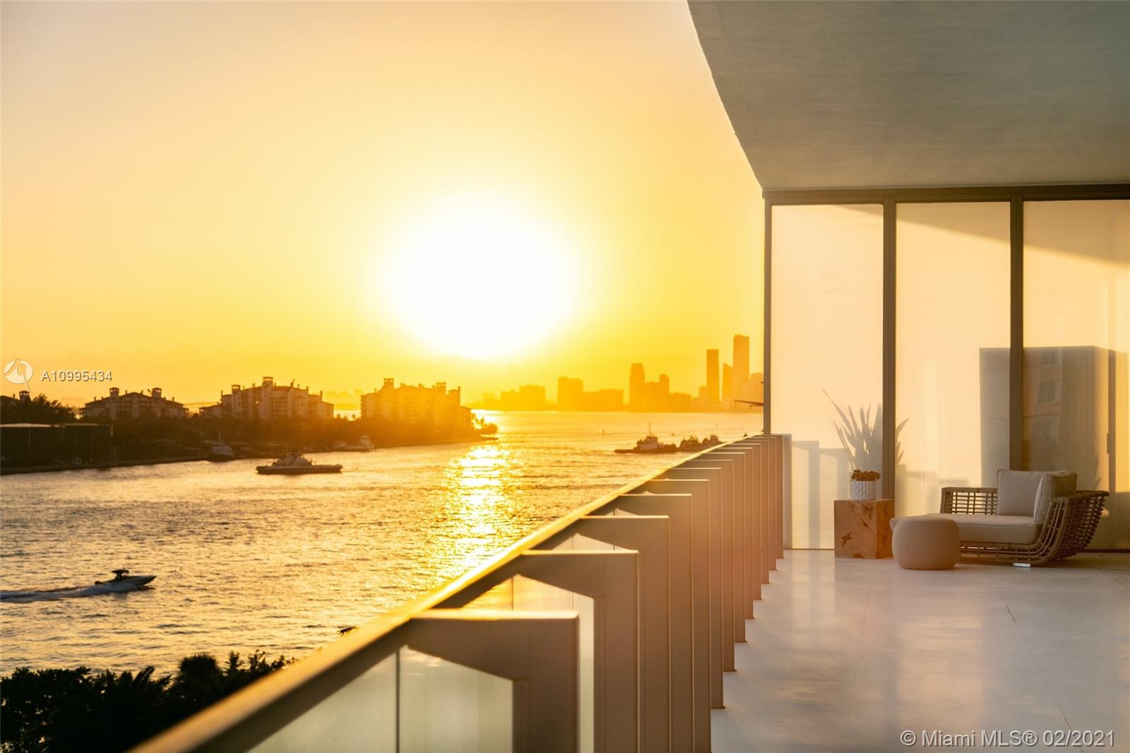 APOGEE CONDO - Residential