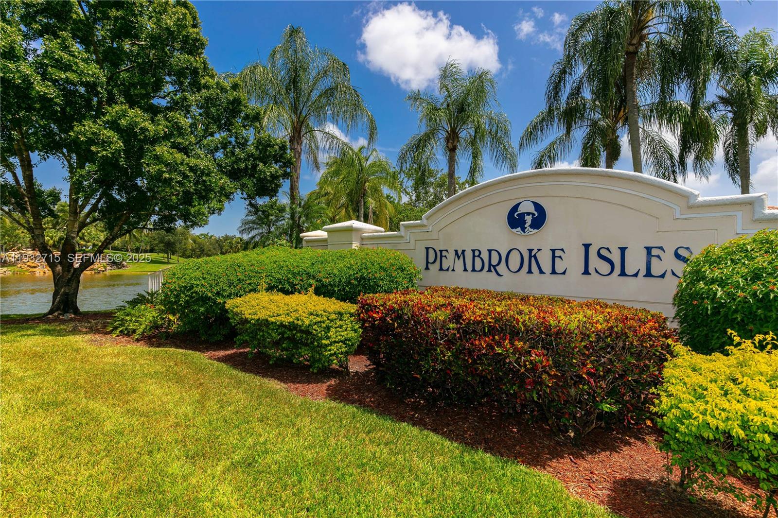 PEMBROKE ISLES 1 - Residential