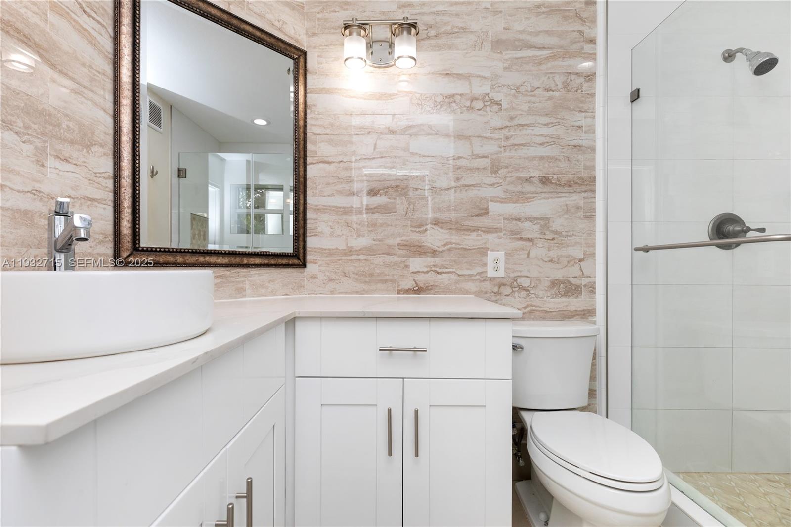 PEMBROKE ISLES 1 - Residential