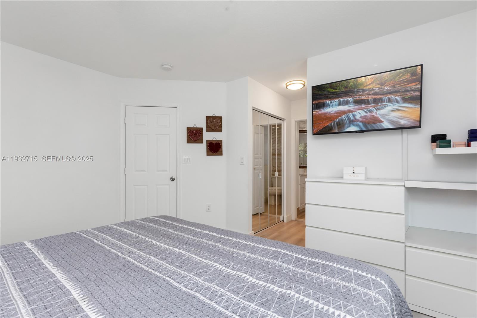 PEMBROKE ISLES 1 - Residential