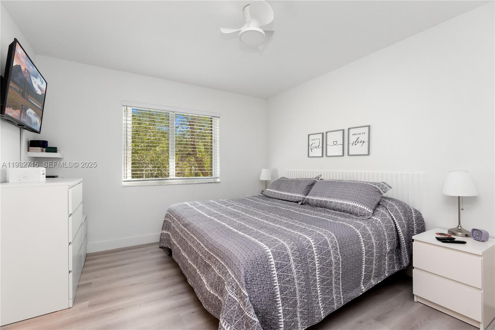 PEMBROKE ISLES 1 - Residential