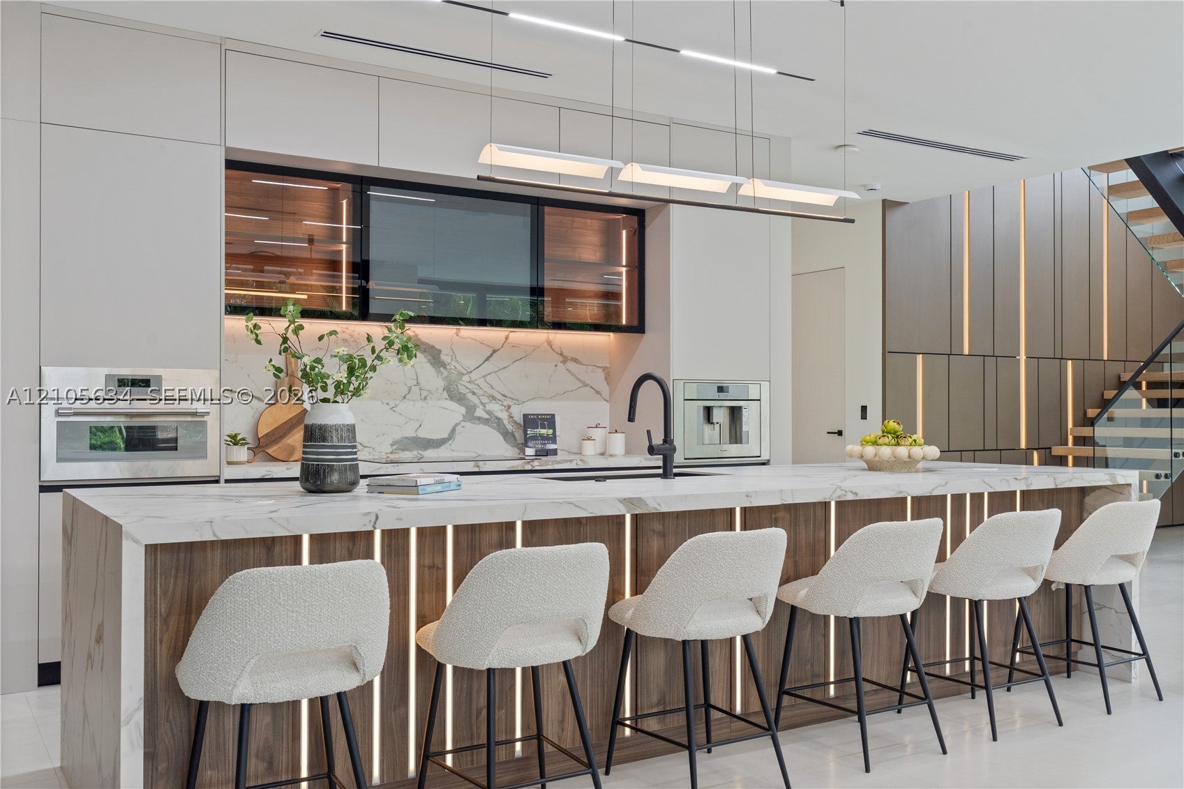623 NE 16th Ter
