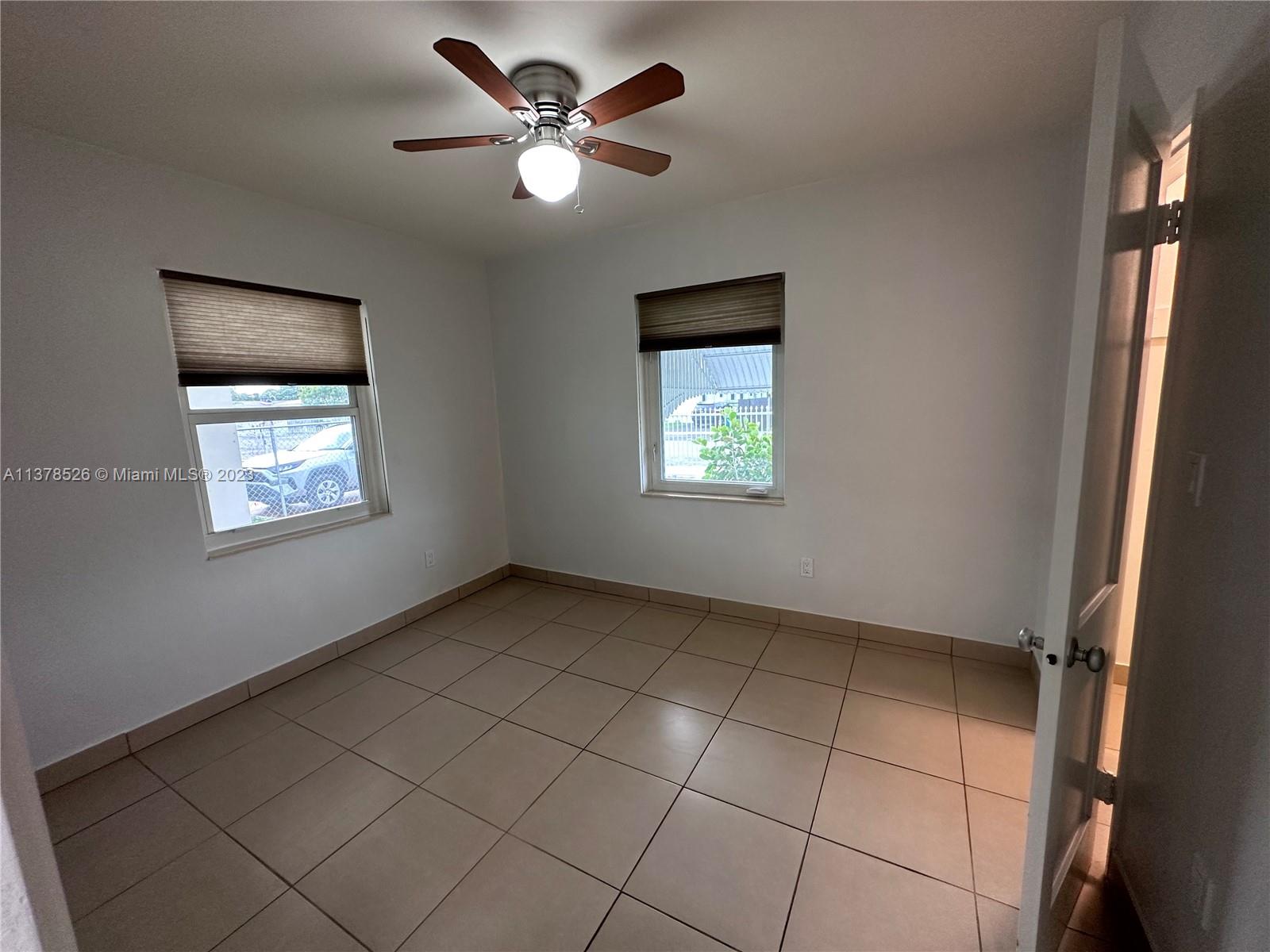 DRYSDALE MANOR - Residential Lease