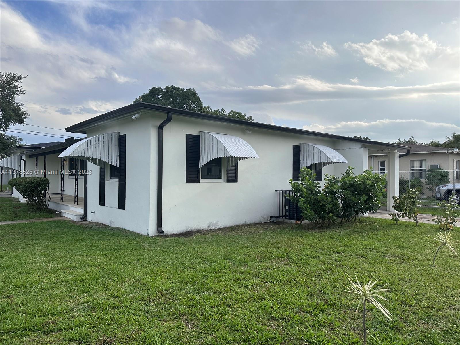 DRYSDALE MANOR - Residential Lease