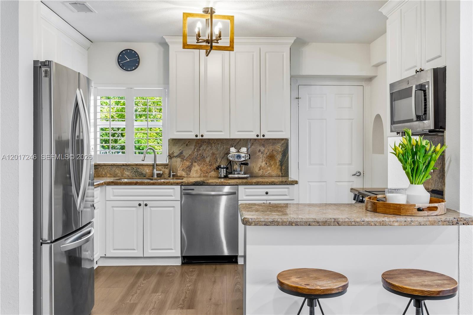 CAROLE HELMS MANOR - Residential