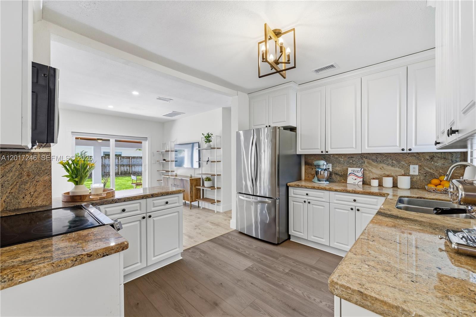CAROLE HELMS MANOR - Residential