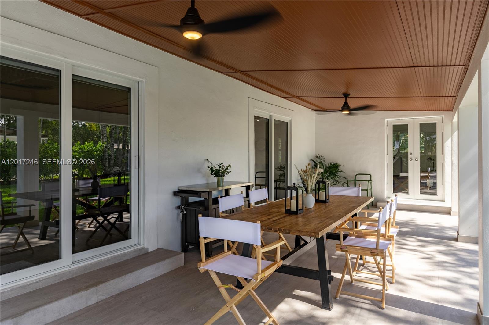CAROLE HELMS MANOR - Residential