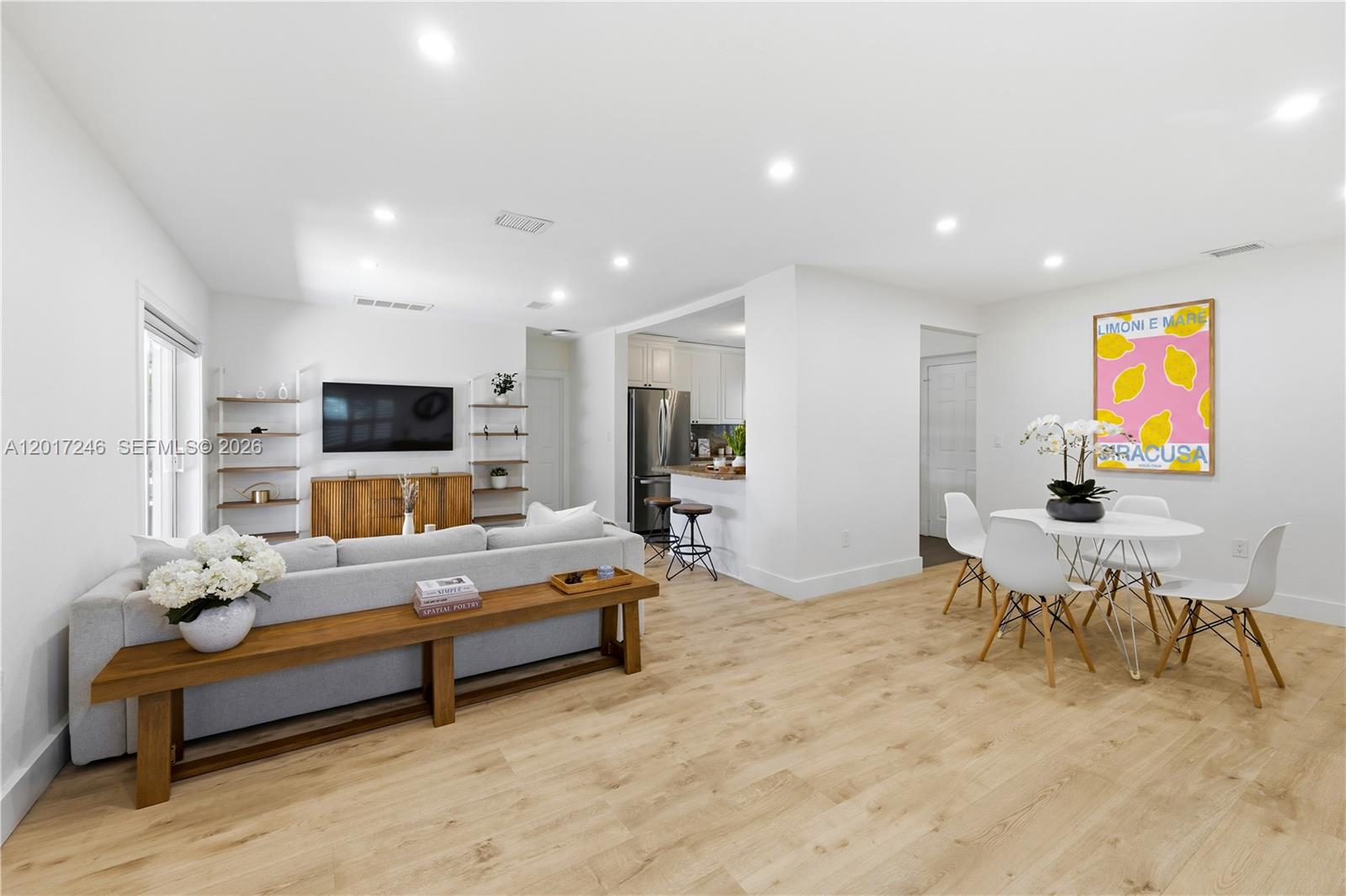 CAROLE HELMS MANOR - Residential
