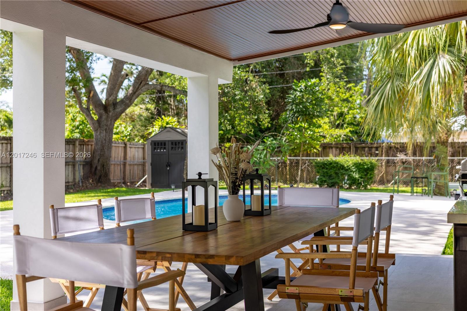CAROLE HELMS MANOR - Residential