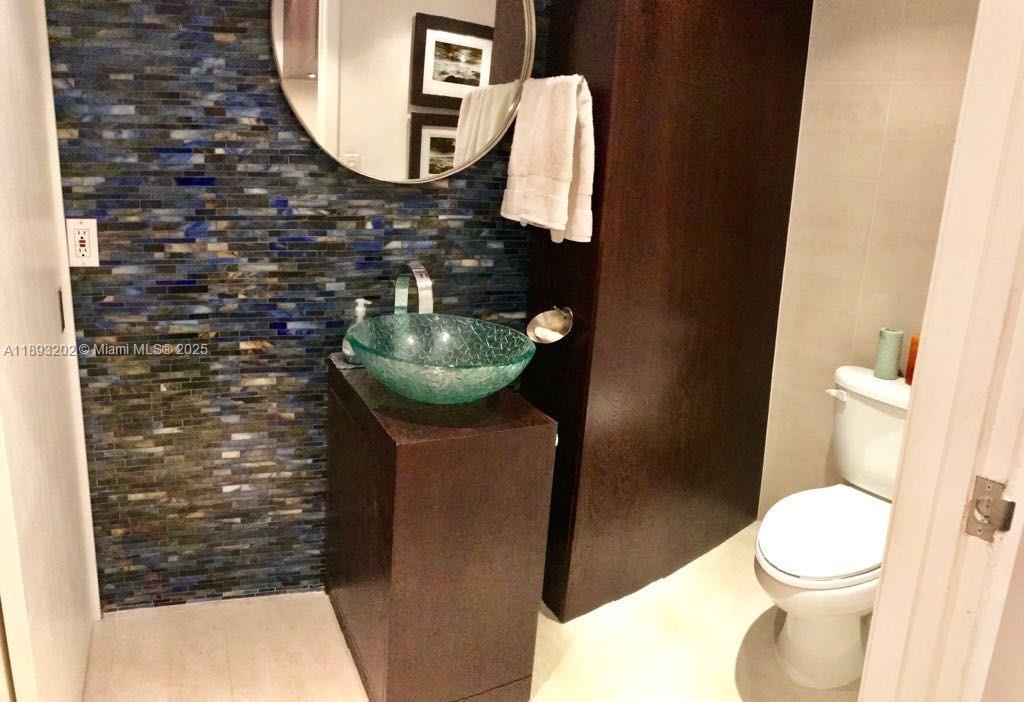 BRICKELL KEY II CONDO - Residential Lease
