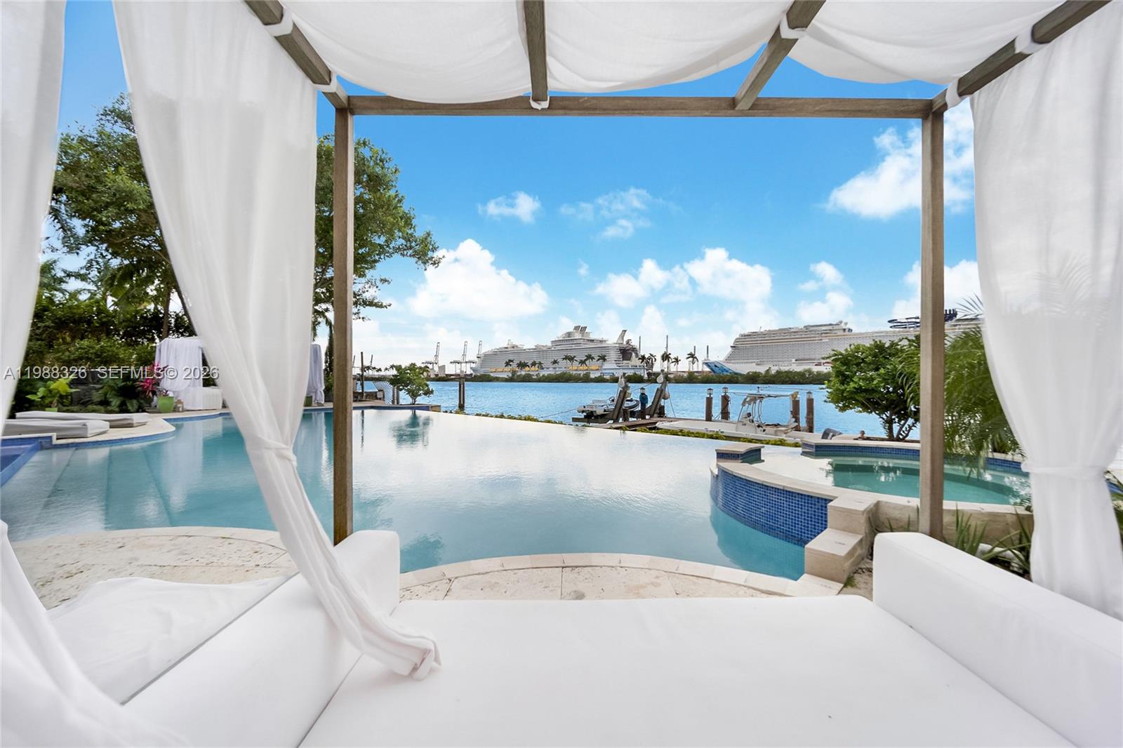 PALM ISLAND - Residential Lease