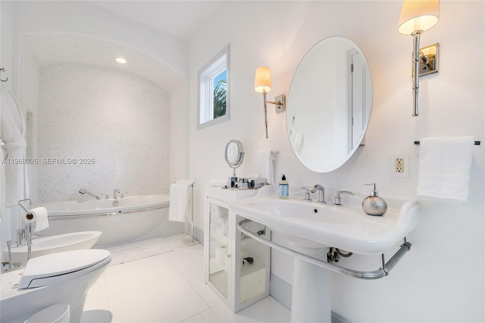 PALM ISLAND - Residential Lease