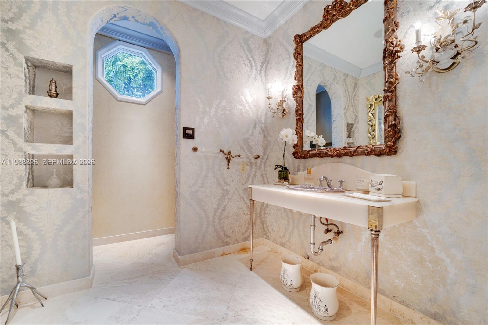 PALM ISLAND - Residential Lease