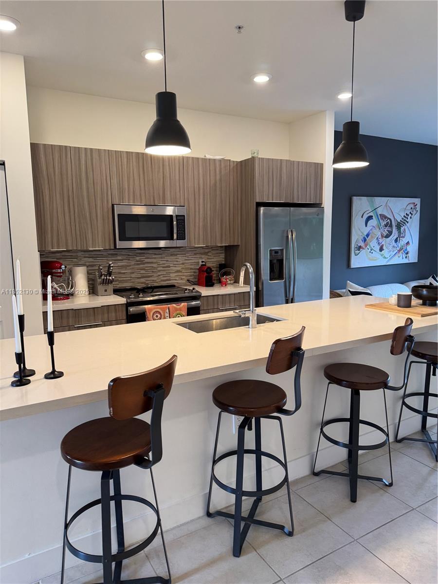 APEX AT PARK CENTRAL COND - Residential