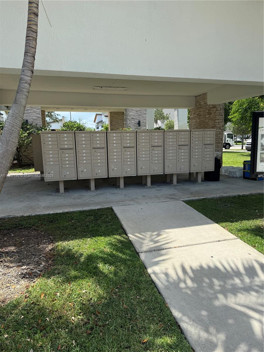 APEX AT PARK CENTRAL COND - Residential