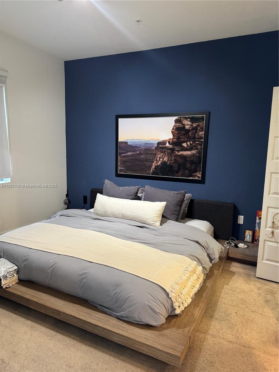 APEX AT PARK CENTRAL COND - Residential