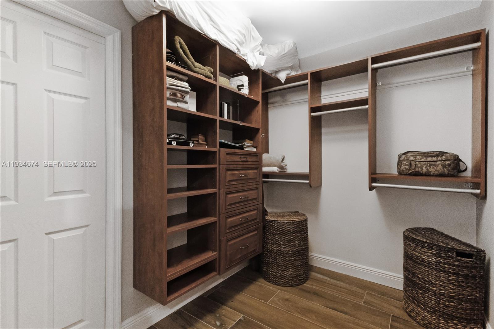 Lighthouse Point - Residential