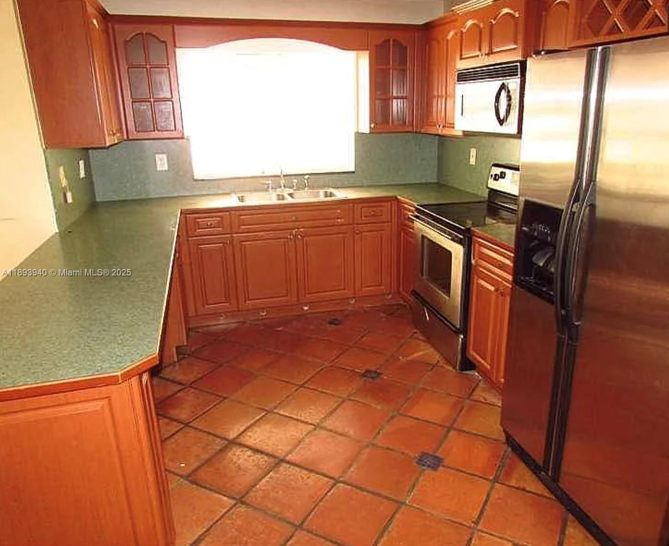 LAKE POINTE SEC 4 - Residential