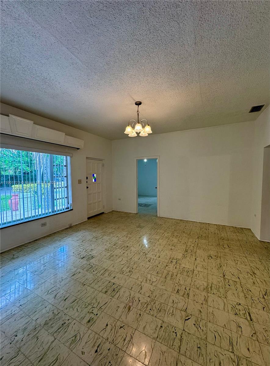 5700 SW 42 St