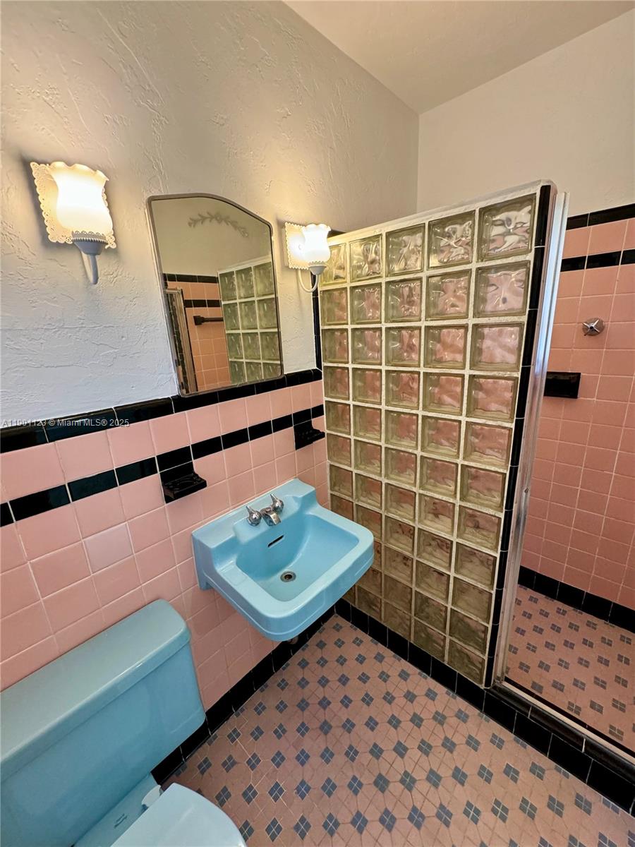 WESTERFIELD MANOR - Residential Lease