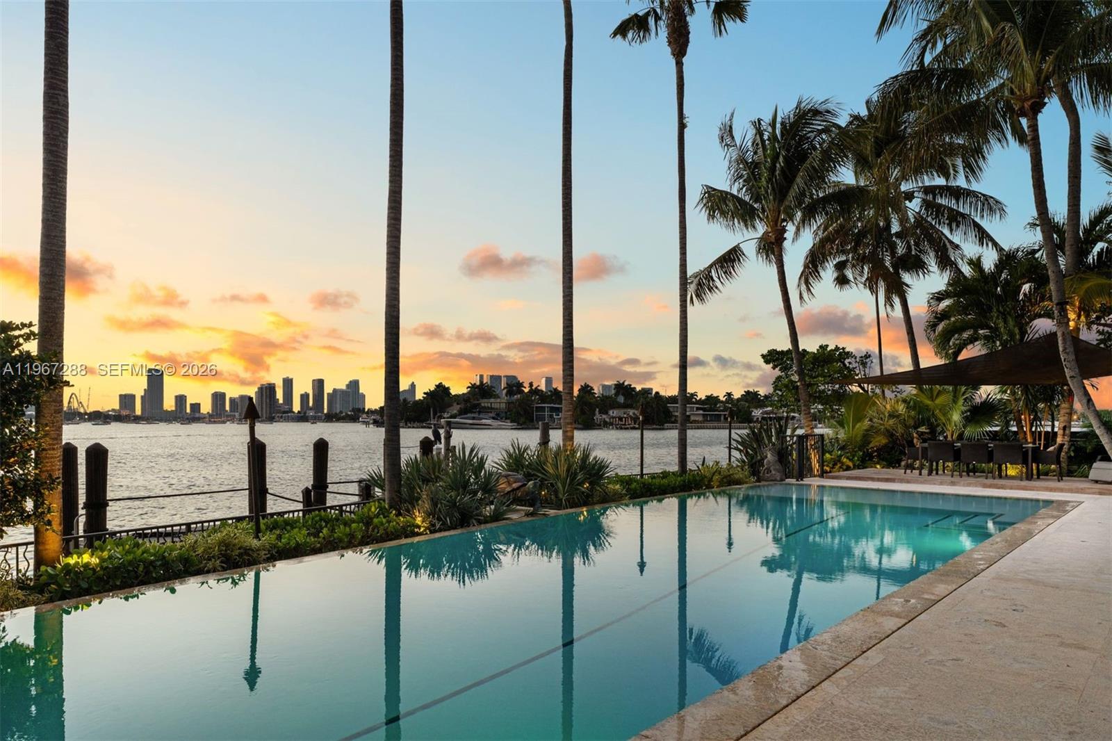 DI LIDO ISLAND - Residential