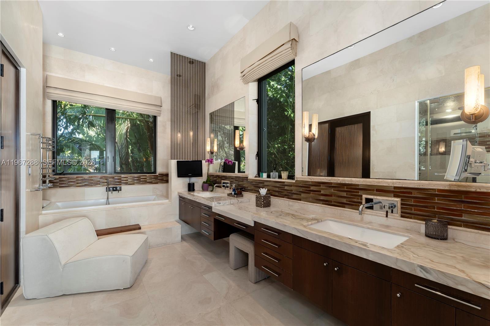 DI LIDO ISLAND - Residential