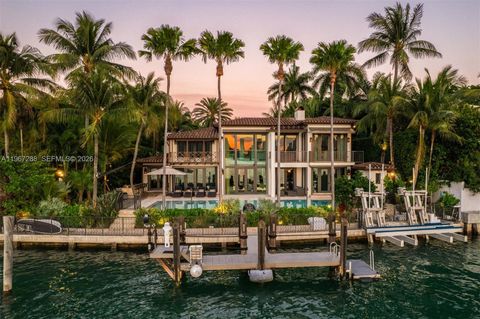 Photo of 34 W Dilido Dr, Miami Beach, FL 33139 (MLS # A11967288)