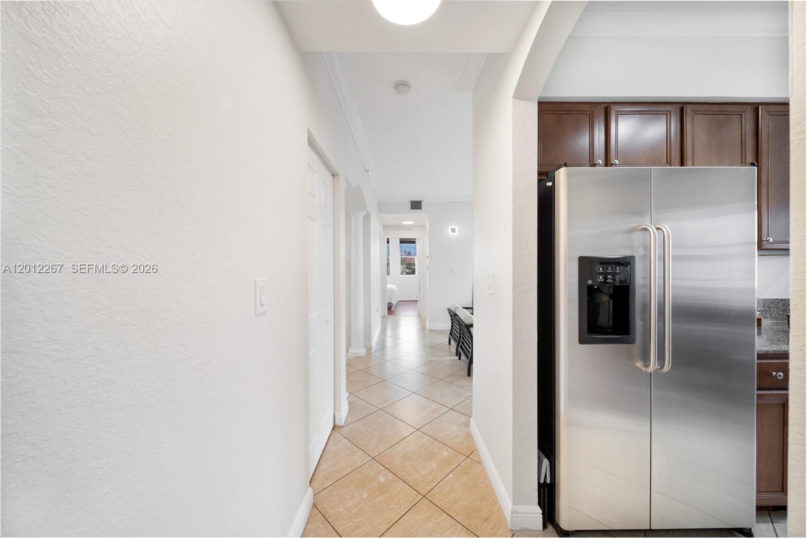 THE GRANDE CONDO - Residential Lease